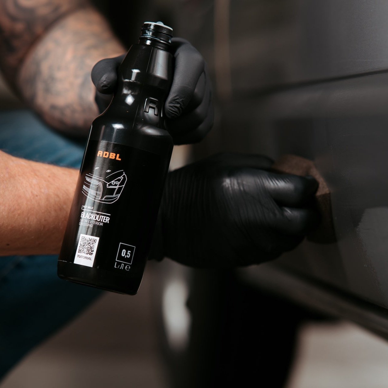 Blackouter|未塗装樹脂艶出し剤(高耐久 水性タイプ)