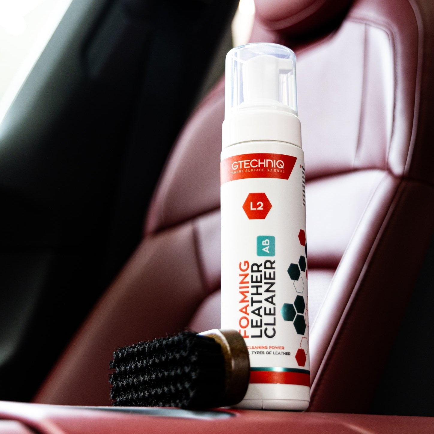 L2 Foaming Leather Cleaner | レザークリーナー(除菌・脱臭)