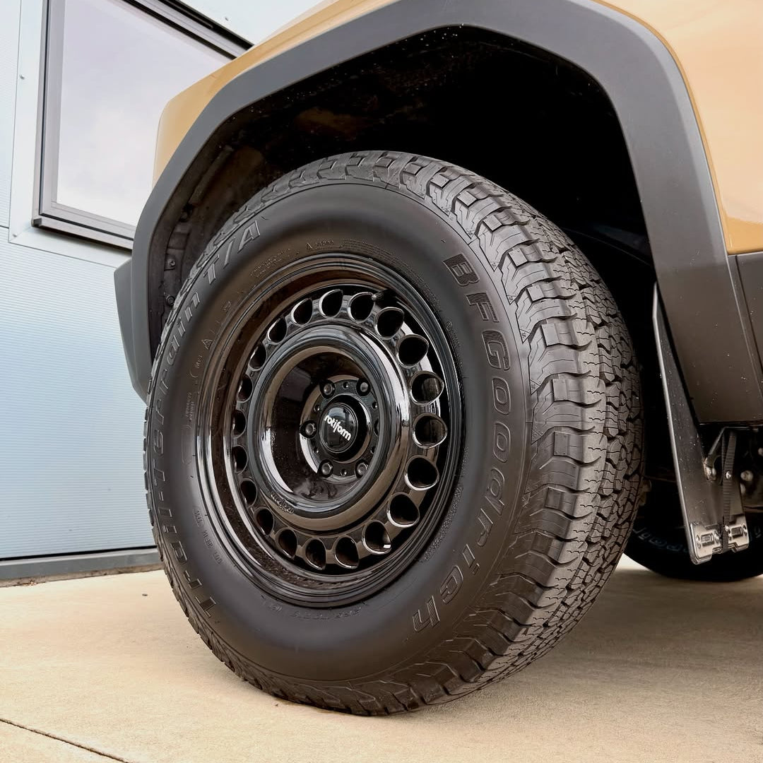 Sateen Rubber & Tyre Protectant|撥水性タイヤワックス(水性タイプ)