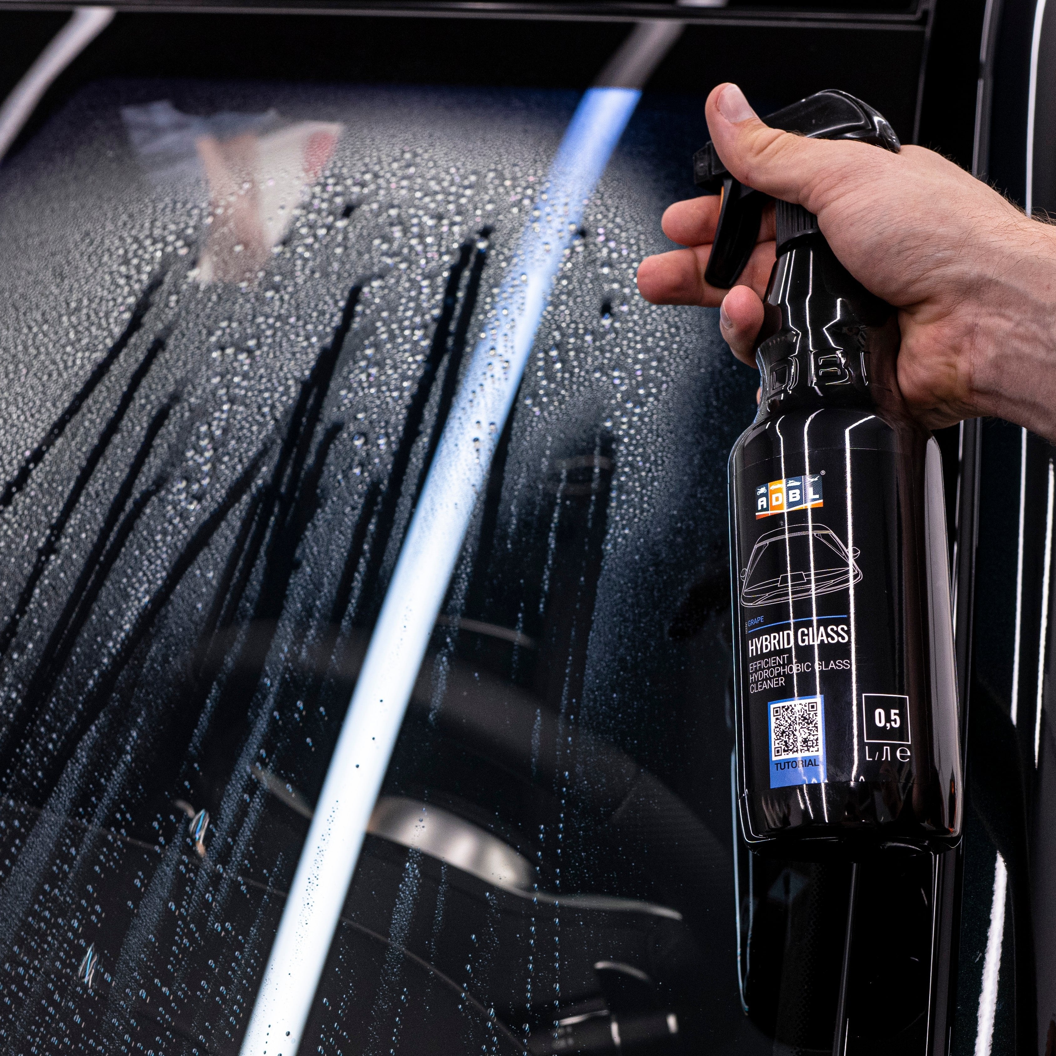 HYBRID GLASS|撥水機能付きガラスクリーナー