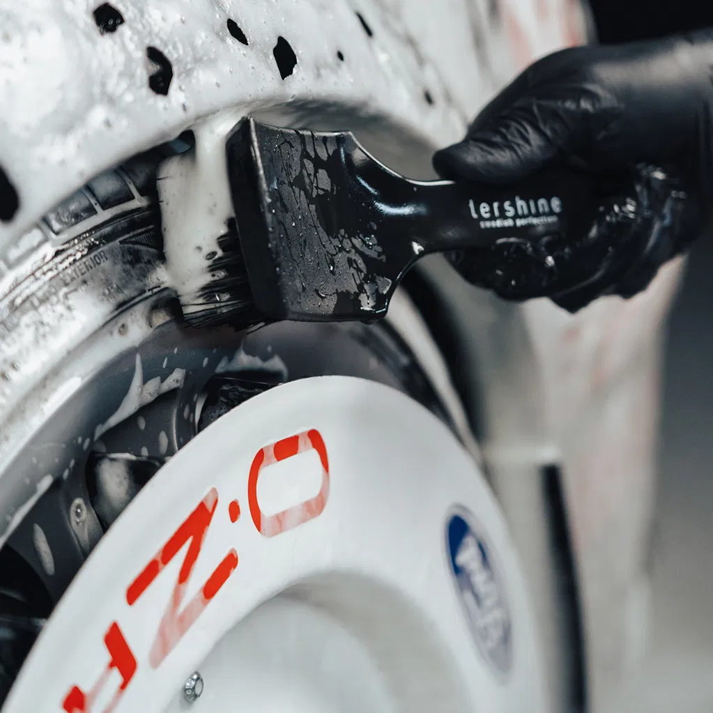 Tyre Brush | タイヤブラシ