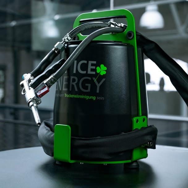 ドライアイス洗浄機｜Champ Neo（チャンプネオ）